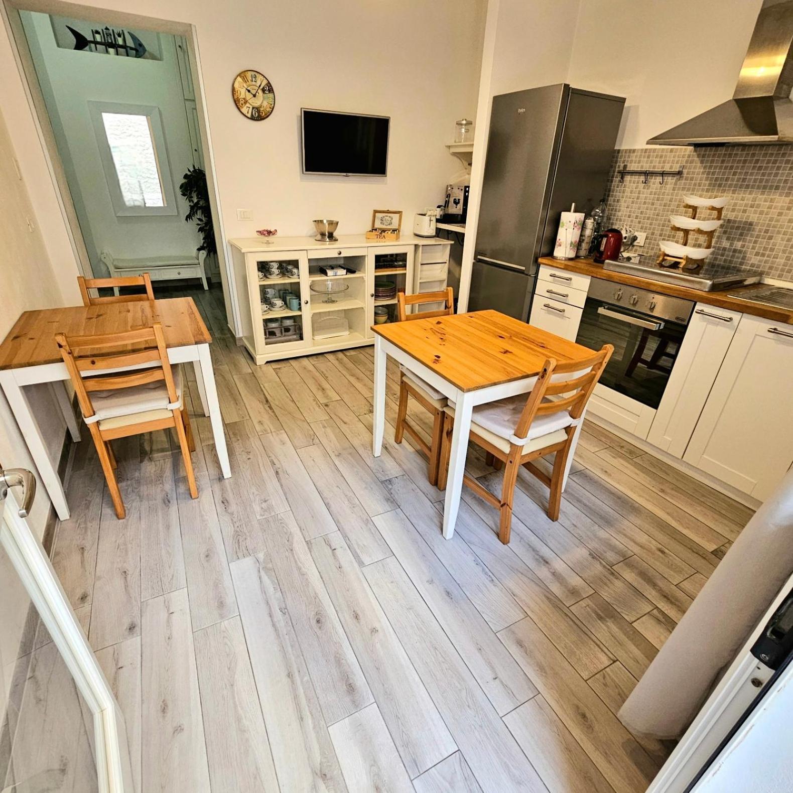 LMP Perla Del Sud - Guest House מראה חיצוני תמונה